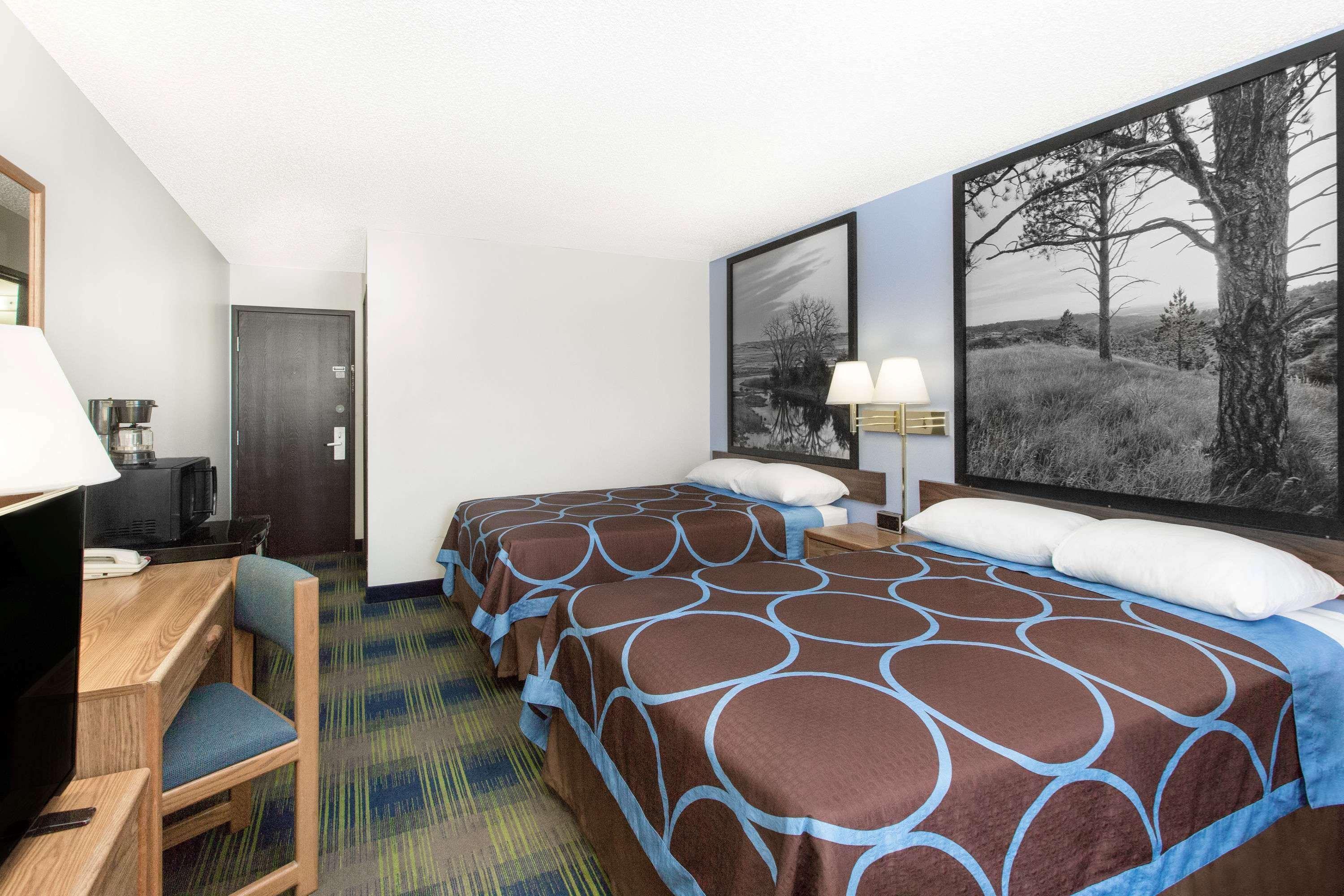 Super 8 By Wyndham Columbus Motel Eksteriør bilde
